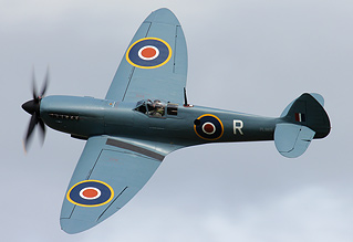 Dunsfold 'Wings & Wheels' Report